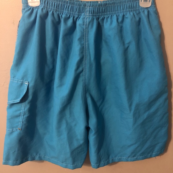Breathable shorts - Picture 2 of 2